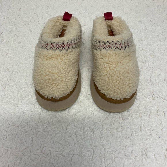 UGG TAZZ UGG BRAID SHEEPSKIN PLATFORM SLIPPERS SHOES, WOMENS Size 6 - Picture 3 of 12